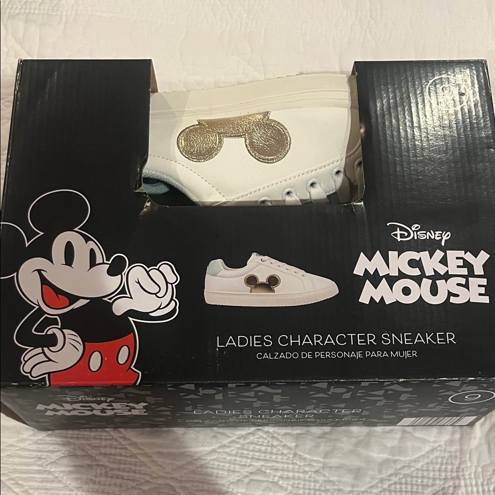 Disney Mickey Mouse Women's Sneakers - White and Gold